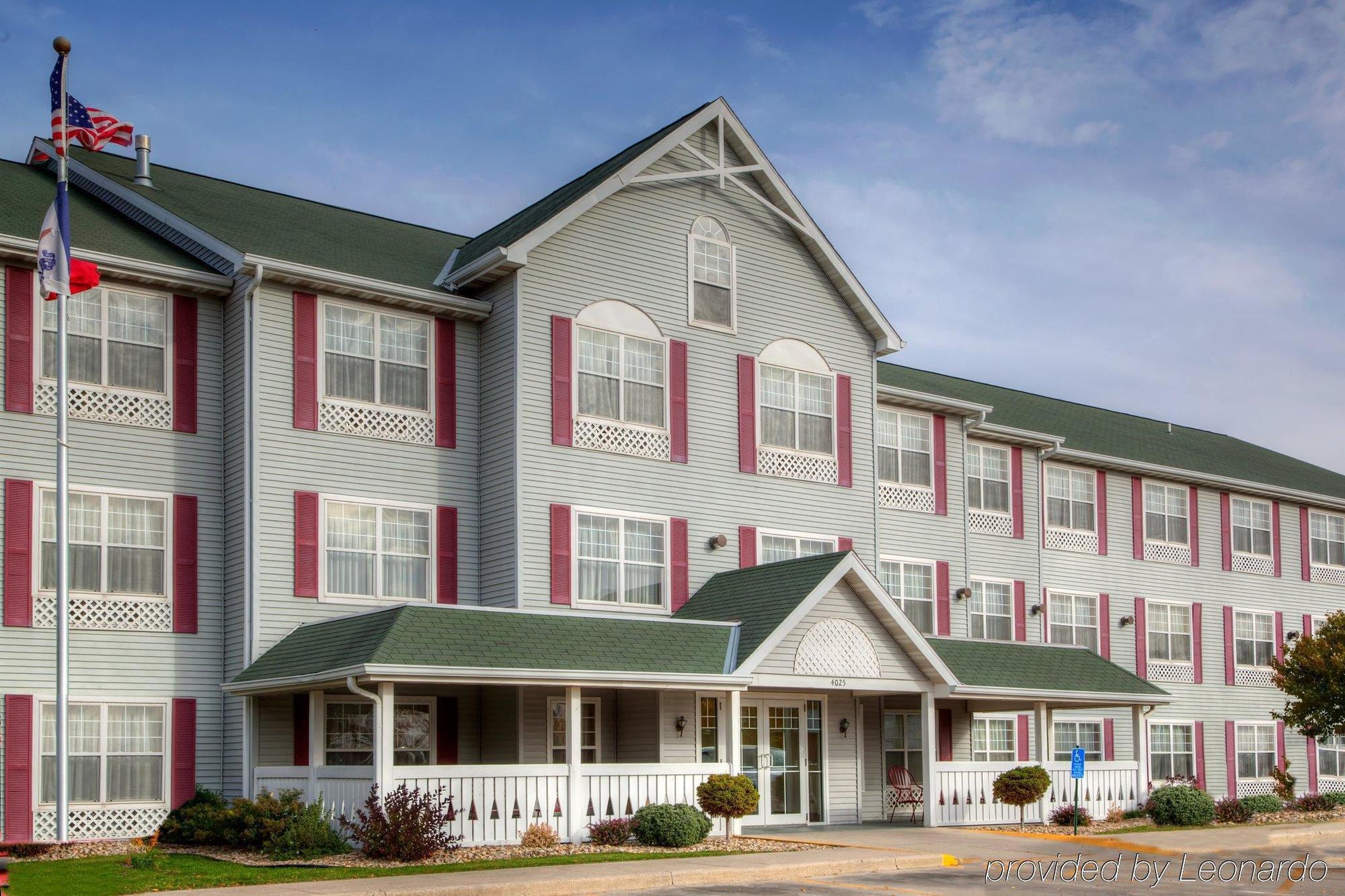 Country Inn & Suites By Radisson, Waterloo, Ia Kültér fotó