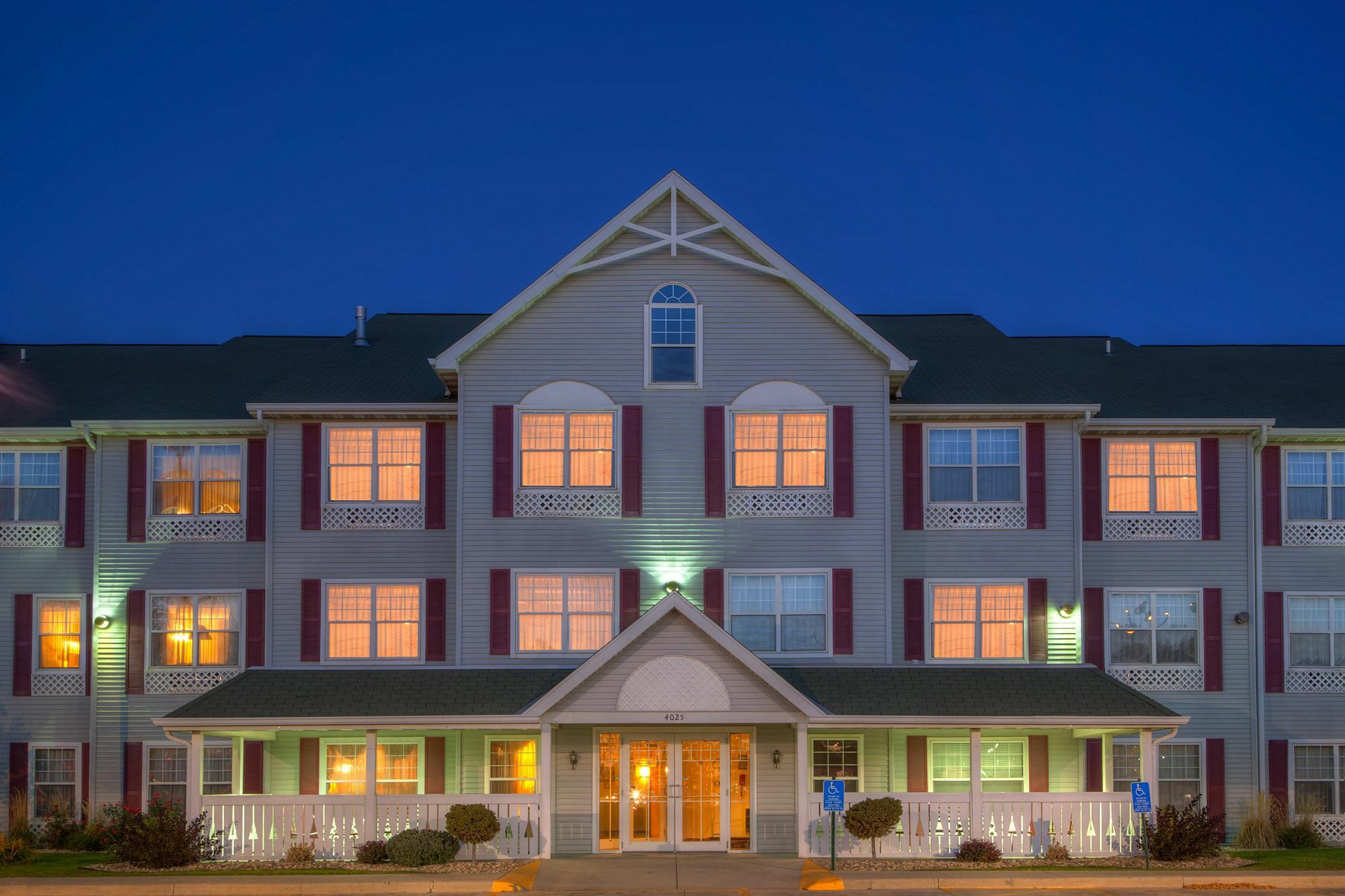 Country Inn & Suites By Radisson, Waterloo, Ia Kültér fotó